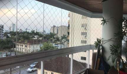 Apartamento com 3 quartos sendo 1 suite