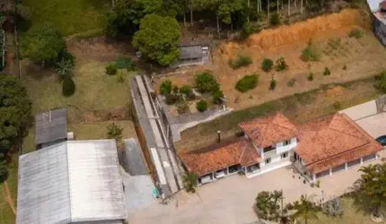 Terreno à venda, 2 quartos, 1 suíte, Primeiro de Maio - Brusque/SC