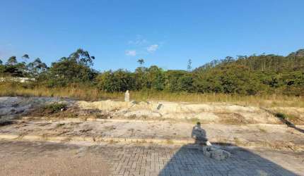 TERRENO PRONTO PARA CONSTRUIR NO LOTEAMENTO BOSQUE DAS PALMEIRAS NO BAIRRO LAGEADO BAIXO EM GUABIRUBA