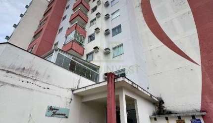 Apartamento bem localizado no bairro Santa Terezinha em frente a Unifebe, 1 suíte + 1 quarto, semi mobiliado