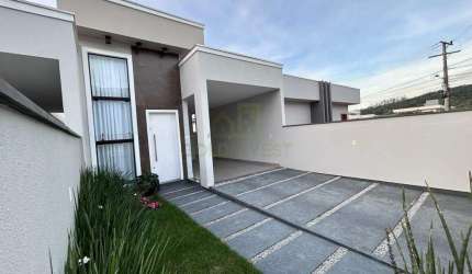 Casa com 2 quartos (1 suíte) no bairro Trinta Réis/Nova Trento (Analisa permuta em Brusque)
