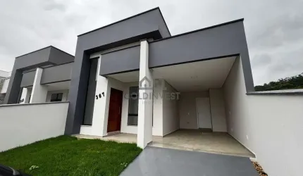 Casa com 1 suíte + 2 quartos e 2 vagas de garagem em Guabiruba