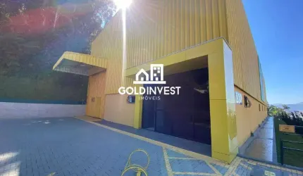 Galpão com Amplo espaço no Steffen-Brusque!!