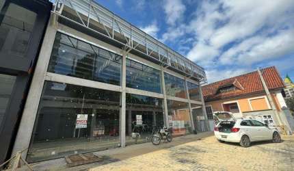 Sala comercial com 105m² no Centro de Brusque!!!