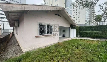 Casa comercial com 270m² no bairro São Luiz!!!