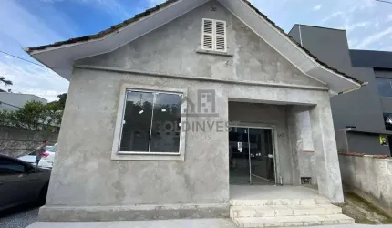 Casa comercial com 150m² na rua geral da Primeiro De Maio-Brusque!!