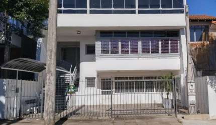 Casa Comercial à venda  com 9 sala(s)
