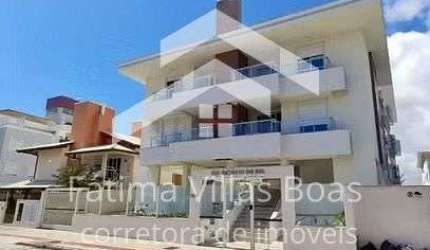 Cobertura semi mobiliada à venda a 500 metros da praia na região das Gaivotas nos Ingleses em Florianópolis