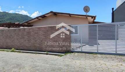 Casa à venda com 4 quartos no Rio Vermelho em Florianópolis