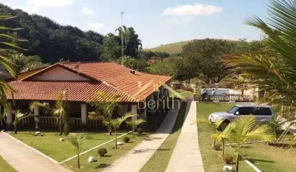 Chácara com 2 dormitórios à venda, 1200 m² por R$ 1.100.000,00 - Pinheirinho - Taubaté/SP