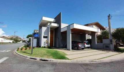 Casa com 3 dormitórios à venda, 177 m² por R$ 1.190.000,00 - Campos do Conde - Taubaté/SP