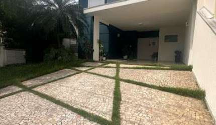 Casa com 4 dormitórios para alugar, 228 m² por R$ 7.512,00/mês - Loteamento Residencial Porto Seguro - Tremembé/SP