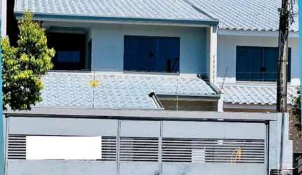 Sobrado para Venda em Campo Mourão, Centro, 3 dormitórios, 1 suíte, 3 banheiros, 3 vagas