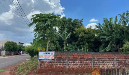 Casa para Venda em Campo Mourão, Jardim Aeroporto, 3 dormitórios, 1 banheiro, 3 vagas