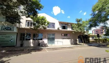 Residencial e Comercial para Venda em Campo Mourão, Centro, 3 dormitórios, 1 suíte, 2 banheiros, 2 vagas