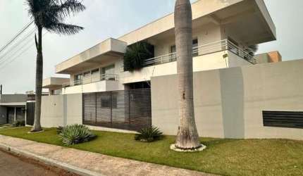 Casa para Venda em Campo Mourão, Jardim Shangrilá II, 3 dormitórios, 2 suítes, 3 banheiros, 4 vagas