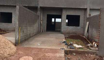 Casa para Venda em Campo Mourão, Jardim Panambi, 2 dormitórios, 1 banheiro