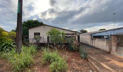 Casa para Venda em Campo Mourão, Jardim Pio XII, 2 dormitórios, 1 banheiro, 2 vagas