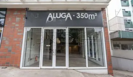 Ponto comercial para alugar na Avenida Protásio Alves, 2971, Petrópolis, Porto Alegre por R$ 12.500