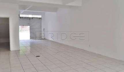 Ponto comercial para alugar na Avenida Benjamin Constant, 397, São João, Porto Alegre por R$ 2.300
