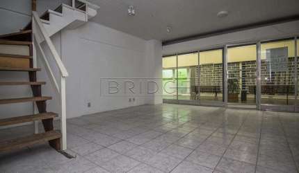 Ponto comercial para alugar na Rua Vinte e Quatro de Outubro, 1557, Auxiliadora, Porto Alegre por R$ 2.070