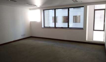 Sala comercial com 1 sala para alugar na Rua Doutor Florêncio Ygartua, 270, Moinhos de Vento, Porto Alegre por R$ 1.304