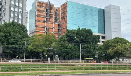 Sala comercial para alugar na Avenida Ipiranga, 1801, Azenha, Porto Alegre