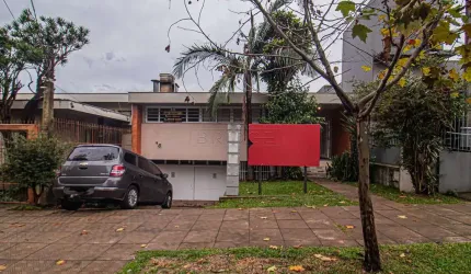 Casa comercial para alugar na Alameda Raimundo Corrêa, 168, Boa Vista, Porto Alegre por R$ 8.500