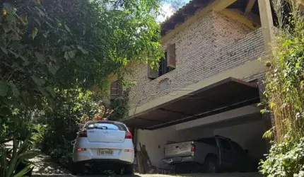 Casa comercial com 7 salas para alugar na Avenida Liberdade, 3172, Santa Isabel, Viamão por R$ 10.000