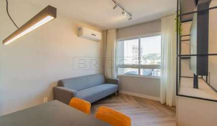 Loft com 1 quarto para alugar na Avenida dos Cubanos, 114, Partenon, Porto Alegre por R$ 3.500