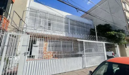Casa comercial para alugar na Rua Silva Só, 131, Santa Cecília, Porto Alegre por R$ 8.900