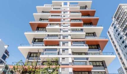 Apartamento com 3 quartos para alugar na Avenida Soledade, 257, Petrópolis, Porto Alegre por R$ 20.000