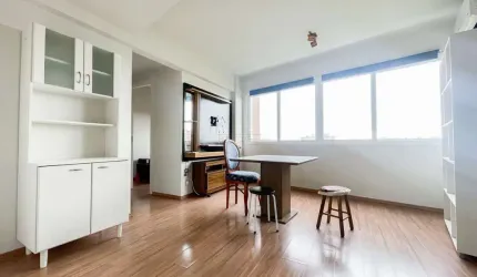 Apartamento com 2 quartos para alugar na Avenida Florianópolis, 95, Azenha, Porto Alegre por R$ 2.800