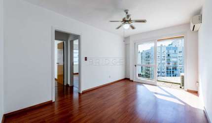 Apartamento com 2 quartos para alugar na Rua Doutor Florêncio Ygartua, 73, Moinhos de Vento, Porto Alegre por R$ 4.200