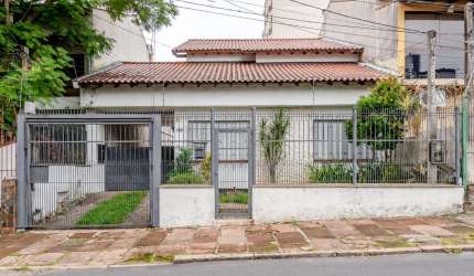 Casa em condomínio fechado com 3 quartos para alugar na Rua Atanásio Belmonte, 427, Boa Vista, Porto Alegre por R$ 7.000