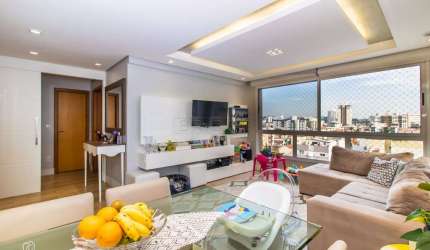 Apartamento com 2 quartos para alugar na Rua Bernardo Pires, 475, Santana, Porto Alegre por R$ 2.800