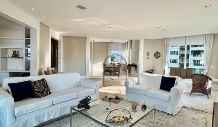 Excelente oportunidade VENDA apto em Moema – 257m², 2 suítes, amplo, iluminado e com grande potencial!