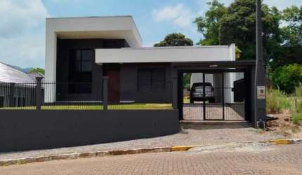 Residência térrea pra venda em Picada Café, Serra Gaúcha.