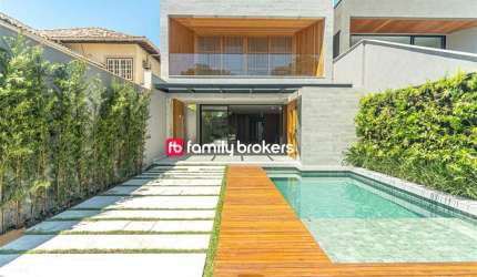 CONDOMINIO RIO MAR: MARAVILHOSA CASA TRIPLEX COM 5 SUITES | 500 M² | 2 VAGAS