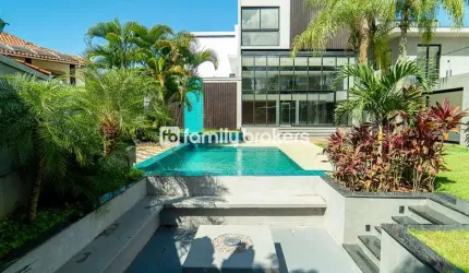 CONDOMÍNIO MASÕES: MANSÃO TRÍPLEX CONTEMPORÂNEA DE 1.280m² E 5 SUÍTES À VENDA