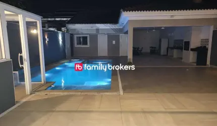 LUXUOSA CASA TRIPLEX | 196M² | 3 QUARTOS | LAZER COMPLETO - GUARATIBA