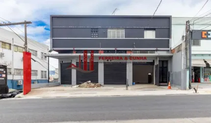 Galpão 1000M² para locação no bairro de Santana.