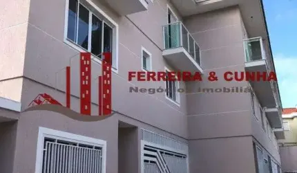 Excelente sobrado em condomínio fechado no bairro Vila Dom Pedro II!