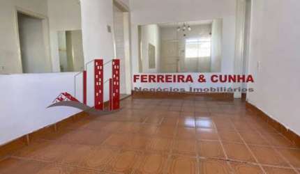 Excelente Casa assobradada 200m² bairro Água fria