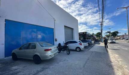 Alugo Galpão no Passaré 600m2 com pé direito de 7m.