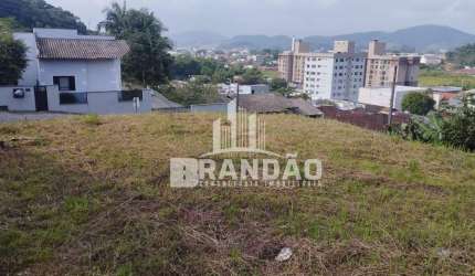 Lindo terreno no bairro Amizade em Guaramirim. Terreno em local alto.