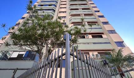 Mansão Suspensa no Centro de Itajaí 239 m2 Privativos 4 dormitórios
