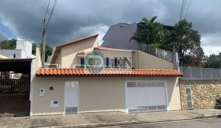 Casa para Venda em Arujá, Jardim Planalto, 2 dormitórios, 2 suítes, 3 banheiros, 6 vagas