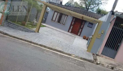 Casa para Venda em Arujá, Arujamérica, 2 dormitórios, 2 suítes, 1 banheiro, 2 vagas