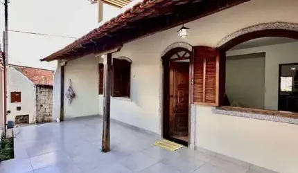 Casa com 2 quartos à venda na Rua Francisco Lobo, Rochedo, Conselheiro Lafaiete, 220 m2 por R$ 550.000